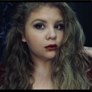 Meet your Posher, Kailey